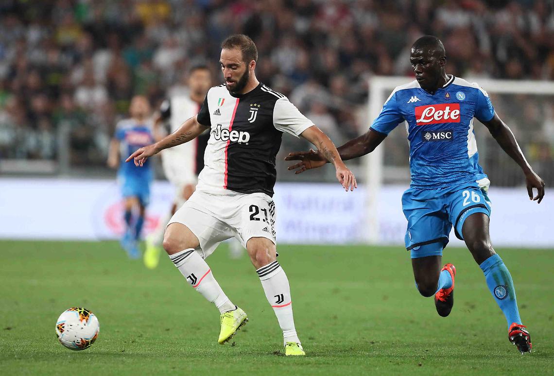 Juventus-Napoli 4-3, non basta l'incredibile rimonta: Koulibaly fa autogol