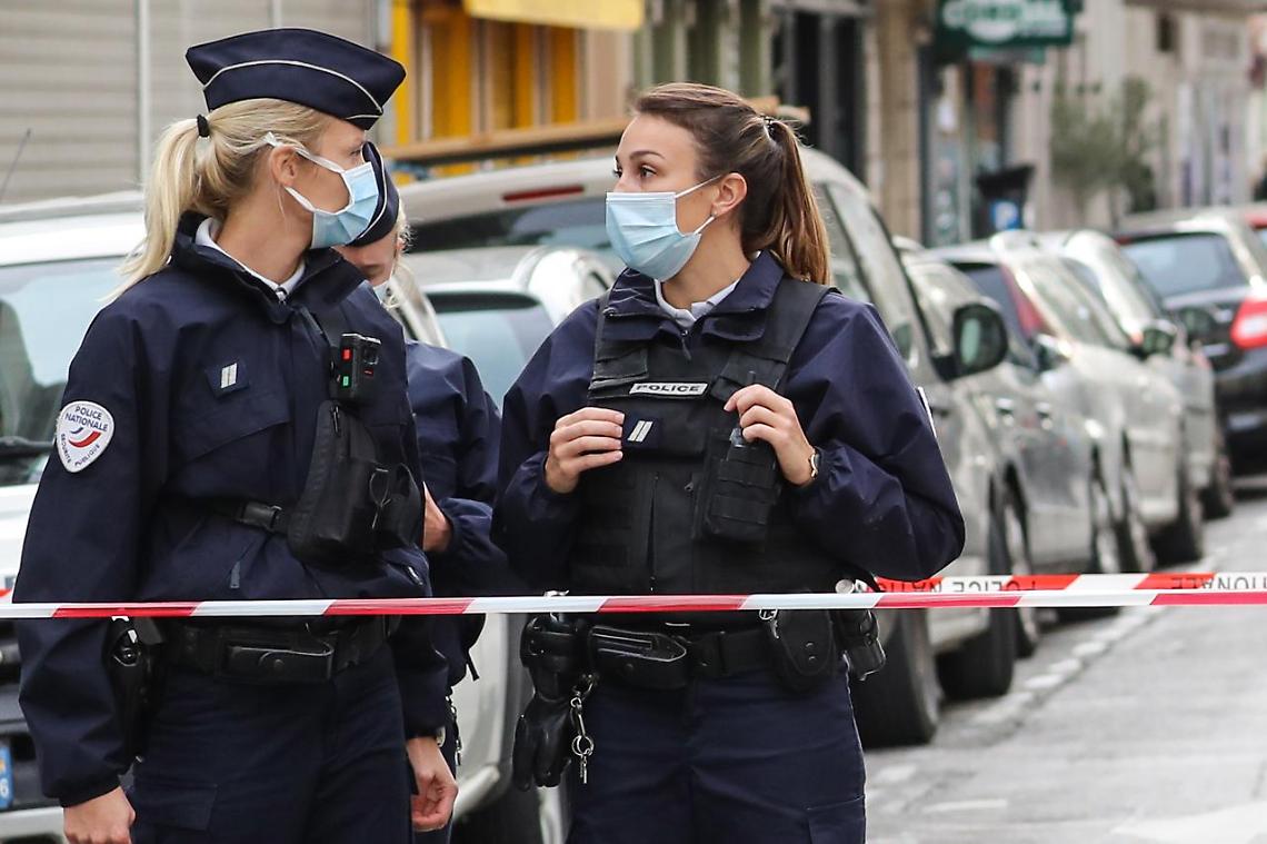 Spari a prete ortodosso a Lione, assalitore in fuga
