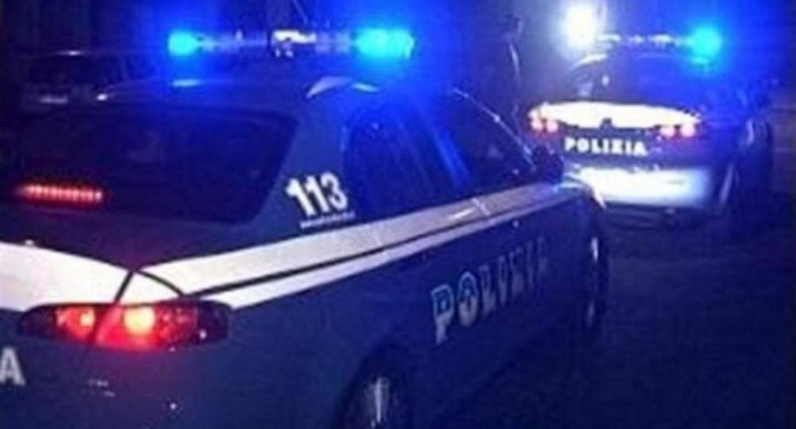 Raid incendiari e bombe carta, il sindaco di torre Annunziata: chi sa denunci