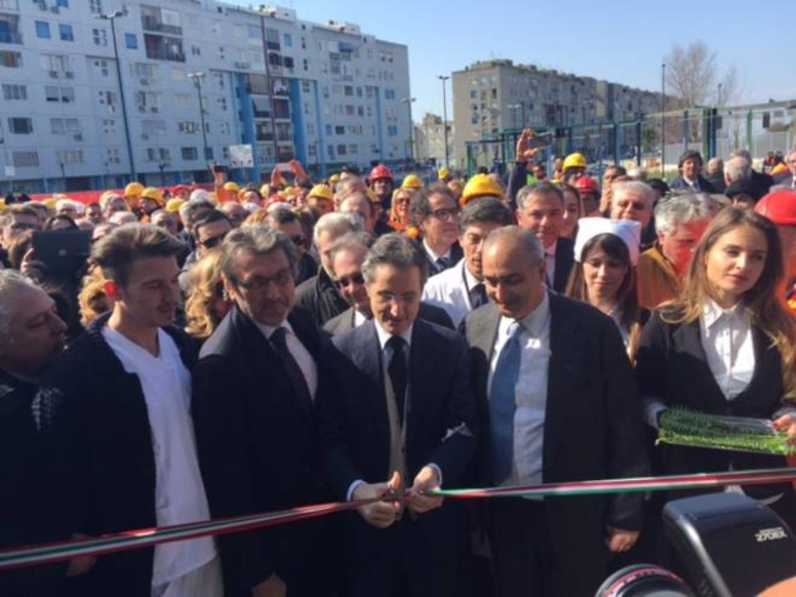 Apre l'Ospedale del mare, Lorenzin e de Magistris assenti