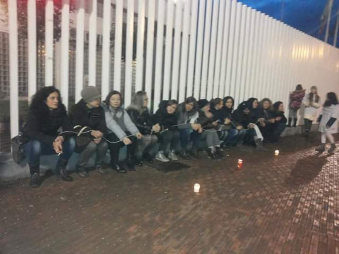 Acerra, lumini davanti al Comune