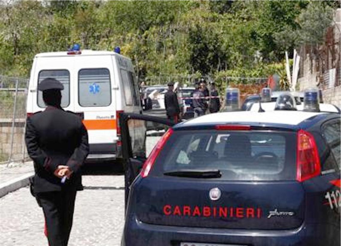 Studente ucciso alla fermata del bus, imponente corteo