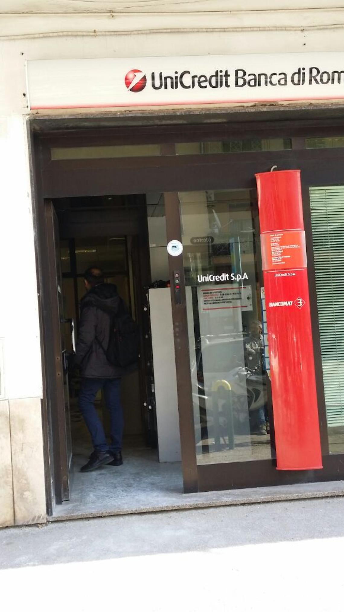 Tre milioni di euro sui conti correnti, tentata truffa informatica ad Acerra