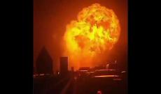 Autobotte in fiamme sull'A1