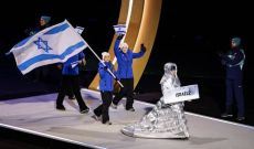 Milano Cortina, fischi per Israele e Vance alla cerimonia d'apertura. Ovazione per Ucraina