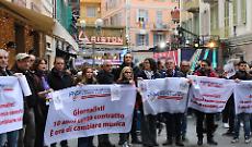 Flash mob dei giornalisti a Sanremo, Costante (Fnsi): &laquo;Da 10 anni senza rinnovo del contratto&rdquo;