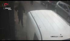 Finti corrieri rapinano anziano sequestrandolo in casa, altri due arresti