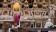 Napoli: torna la messa in latino