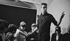 Invisibilia: la magia che si sente, si tocca, si ascolta