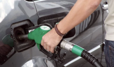 Carburante, pressing su governo per taglio immediato accise ma serve dl in Cdm