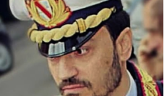 Minaccia gli agenti vantando un curriculum criminale