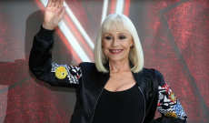 Raffaella Carr&agrave;, spunta il figlio adottivo segreto