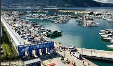 Primo salone nautico a Marina di Stabia. Tra blu carpet, salotti, profumi e sapori d'oriente