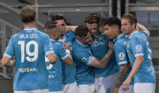 Scott torna titolare e regala un successo senza troppi rischi