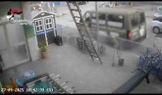 Stesa dei clan di Scampia per la droga del Parco Verde, tre arresti