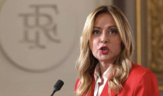 Iran, Macron e Starmer annunciano missione per riapertura duratura Hormuz. Meloni: &laquo;Italia pronta a schierare le navi con autorizzazione del Parlamento&raquo;