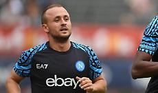 Risentimento muscolare per Lobotka, in forte dubbio per la Juve