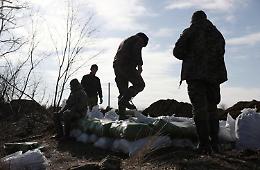 Russia, Ucraina attacca Kursk: quasi 80mila persone evacuate. Mosca lancia missile termobarico