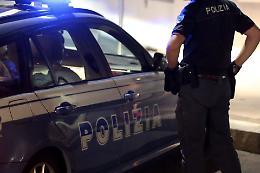Agguato a Napoli est, pregiudicato ucciso durante la movida