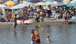 Mare, temperature record: a Napoli punte superiori a 30 gradi