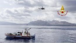 Yacht affondato, ricerche senza sosta