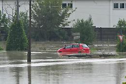 Allerta meteo in Emilia-Romagna e Marche, due dispersi nel ravennate