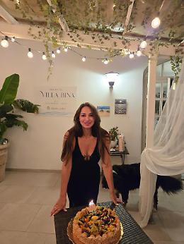 Ischia, grande festa per i 40 anni di Luana Pezzuto