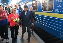Ucraina, von der Leyen a Kiev: «Qui per garantire sostegno Europa»