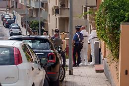 Strage in famiglia a Nuoro, morti anche il figlio piccolo e il vicino di casa
