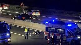 Schianto con l'auto, morti due 26enni