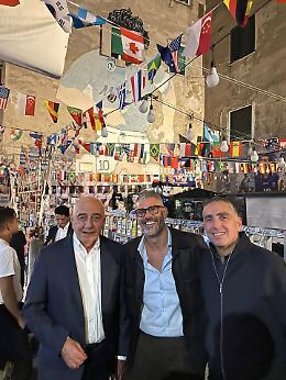Galliani, cena da Casa Capasso ai Tribunali e poi al Murales di Maradona
