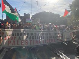 Manifestanti pro Palestina in corteo: «Siamo tutti antisionisti»