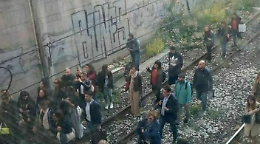 I trasporti a Napoli: storia infinita di disagi e pericoli 