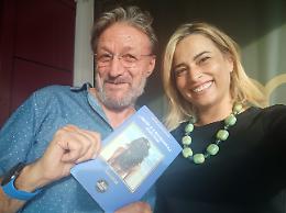Caliendo e “La ragazza e il mare… anzi due”