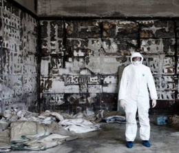 Scoperta discarica nel Centro storico, amianto a Marechiaro