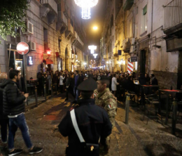 Controlli ai baretti di Chiaia e ad Antignano, multe e sequestri
