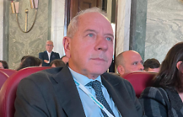 Da Napoli il monito degli ortopedici: attenzione ai social media