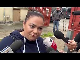 Prof. aggredita, le mamme in presidio: «No violenza ma vogliamo chiarezza»