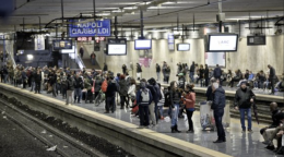 Circum, ancora disagi: treni in ritardo anche di 25 minuti
