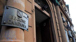 Campania tra interessi di bottega e gioco di melina