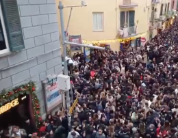 Aperitivo della Vigilia: tutte le misure di sicurezza a Napoli 