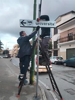 Cartello “Università" a Caivano, Bernini: presidio contro la criminalità