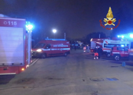 «Usate le mascherine, porte e finestre chiuse»: l'appello dei sindaci 