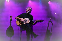 Eugenio Bennato in concerto al Teatro Trianon Viviani con il suo nuovo disco