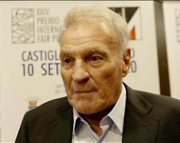 Altafini: «Il Napoli merita il primato, a casa mia tutti tifosi azzurri»