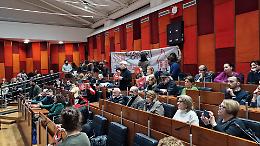 Diritto alla casa, protesta davanti a Fico