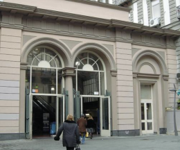 Funicolare di Chiaia finalmente riaperta