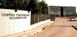 Sequestrati 18 telefonini cellulari in carcere a Secondigliano