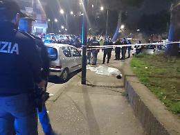 Agguato in strada a Miano, due morti