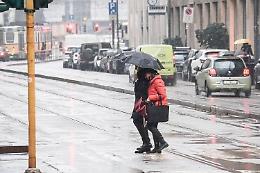 Giù le temperature, torna il maltempo sull'Italia: le previsioni meteo
